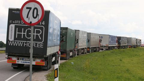 Ежедневное количество пересечений грузовиками российско-эстонской границы снова увеличилось