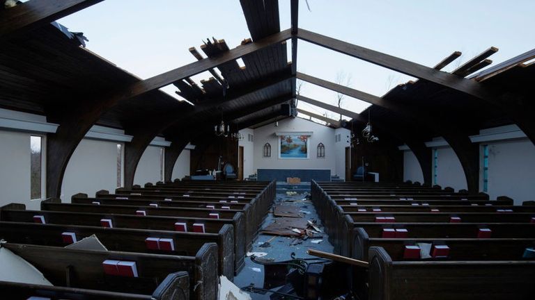 Торнадо разрушил баптистскую церковь в Кентукки
