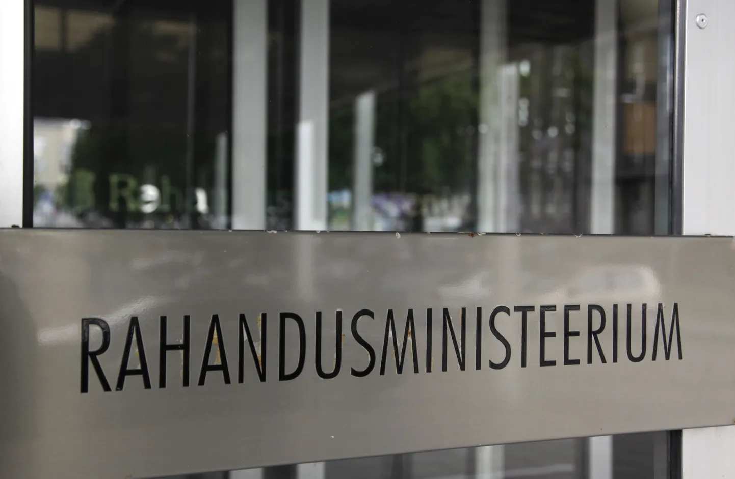 TLNPM2:RAHANDUSMINISTER J