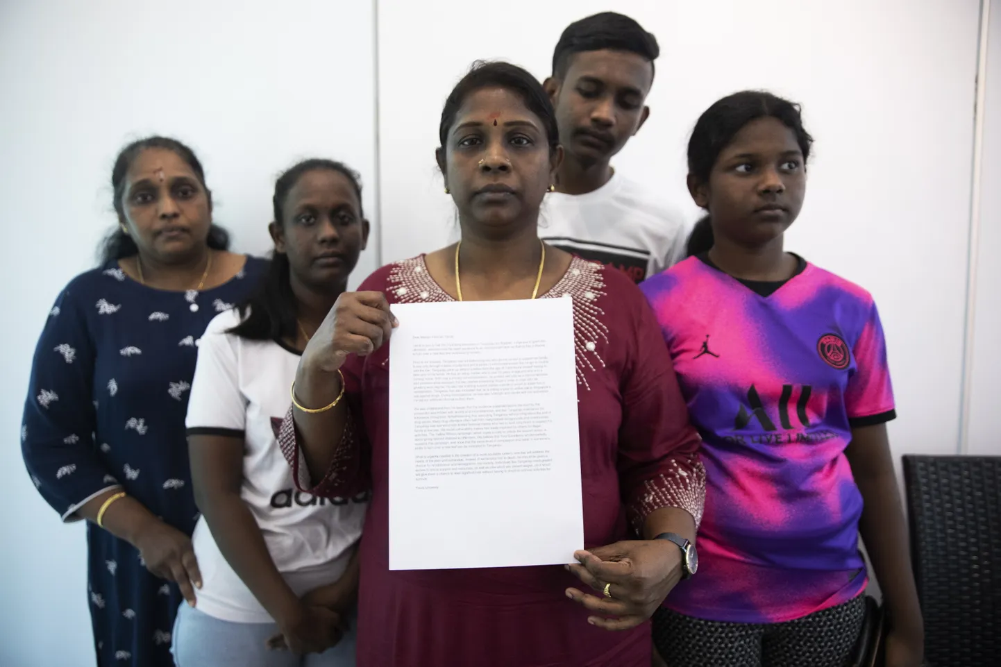 Surma mõistetud Tangaraju Suppiah' sugulased paluvad Singapuri presidendilt armu 23. aprill 2023.
