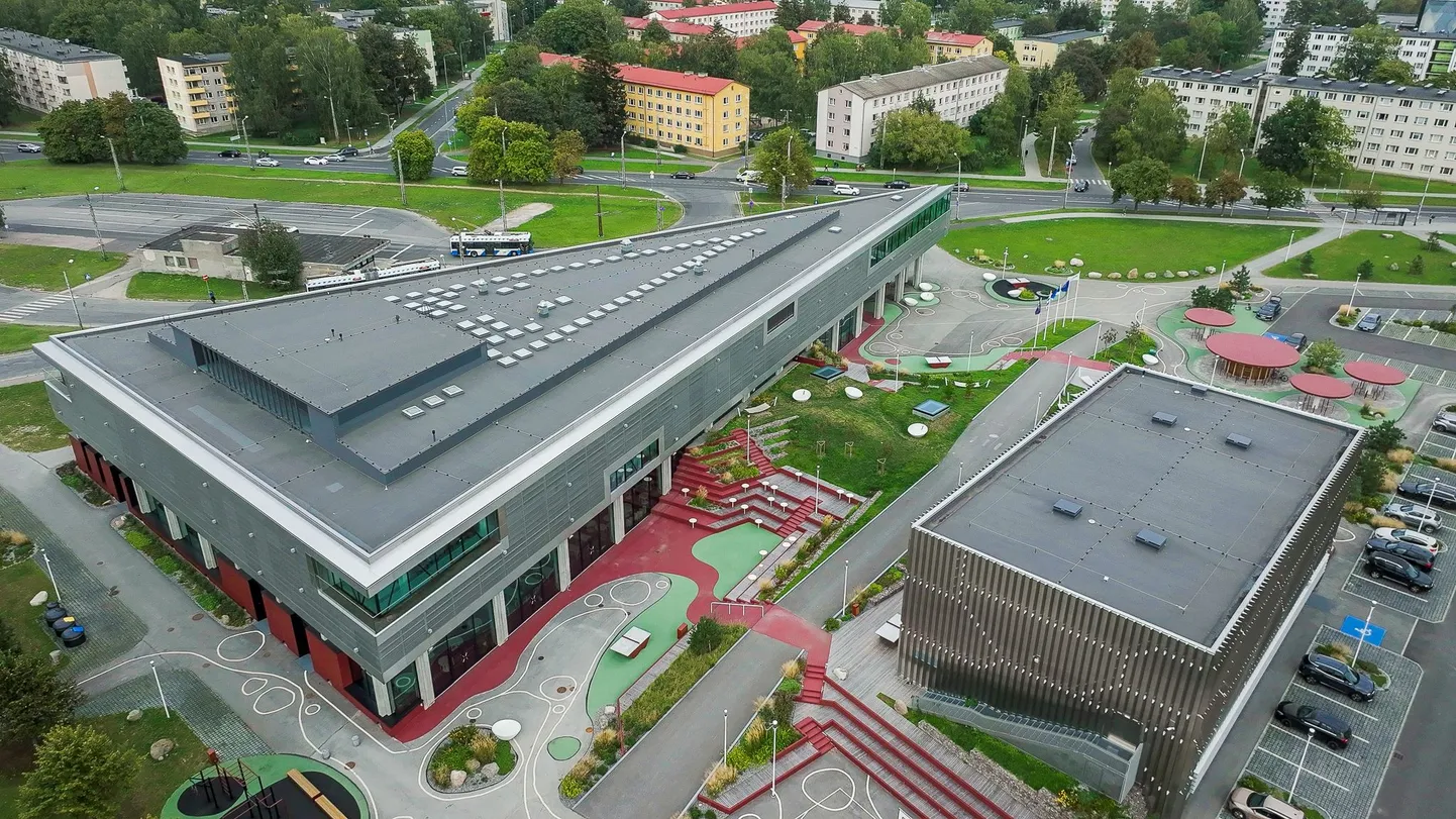 Mustamäe riigigümnaasium.