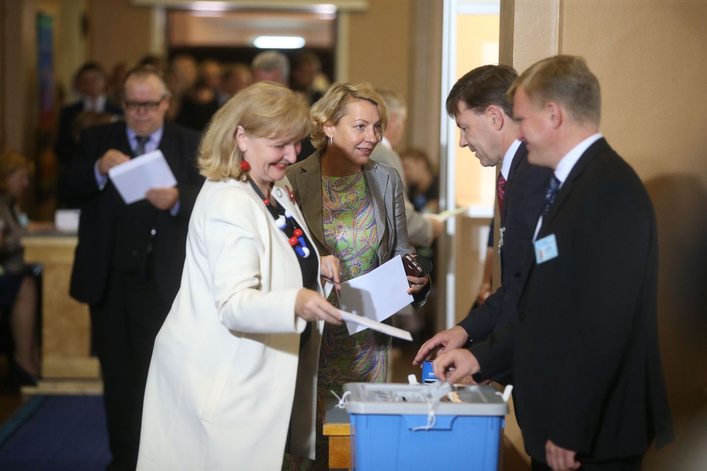 Голосование на выборах президента Эстонии.