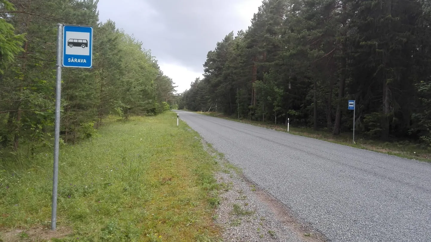 Särava bussipeatus.