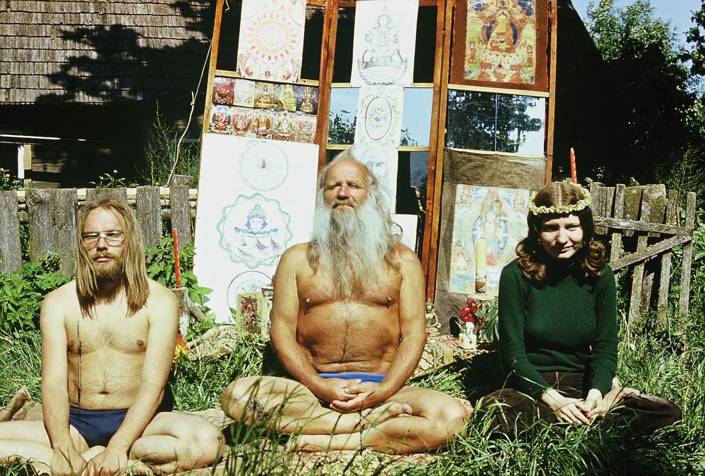 Aare ja Julia külastamas Sri Rama Michael Tamme, kes oli paljudele hipidele guruks.