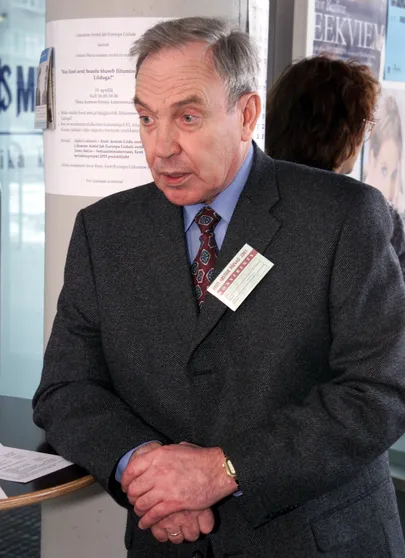 Väino Sinisalu.