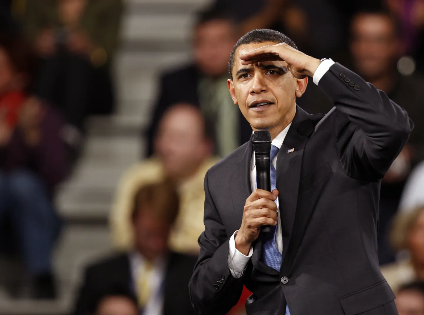 USA president Barack Obama kohtus Strasbourgis ka noorte NATO-entusiastidega.