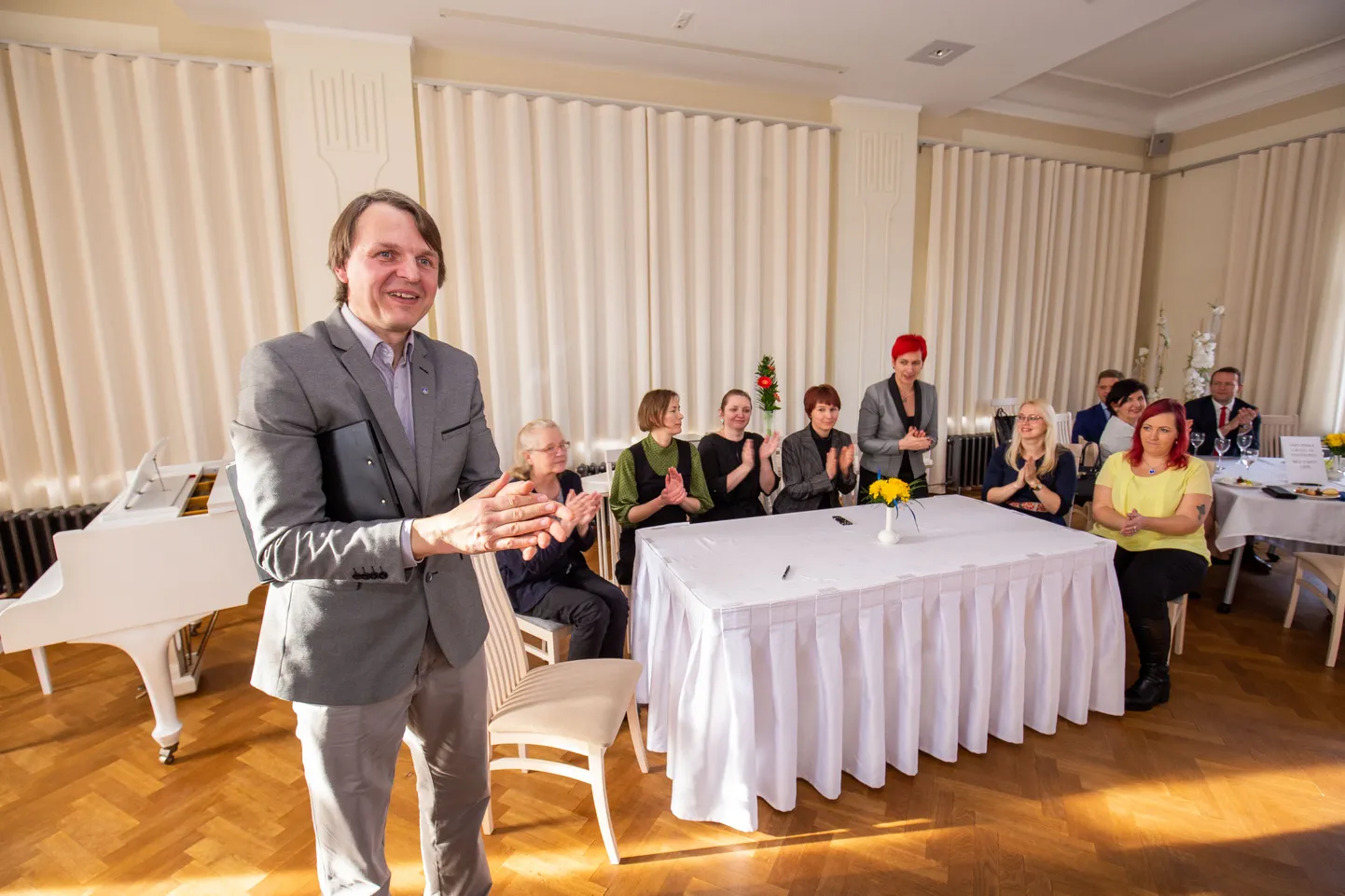 Valev Väljaots