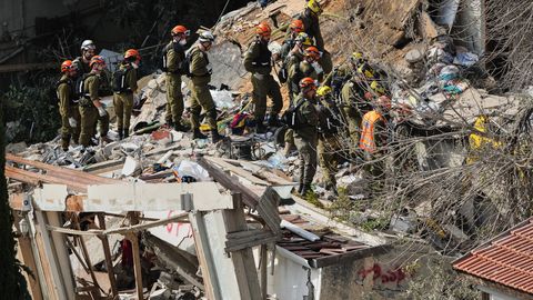 Irāna pēc Trampa brīdinājuma piedraud ar iznīcinošu atbildi – pastiprina triecienus