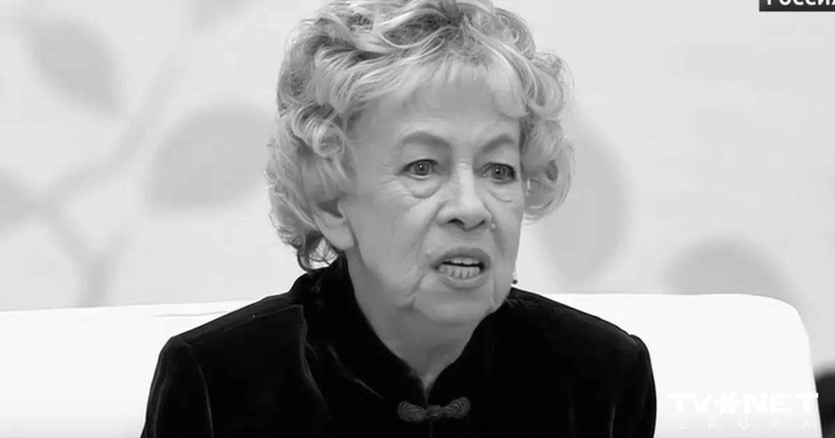 Жалаңаш әйелдердің жалаңаш жарқырауы