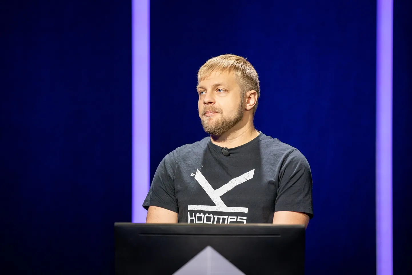 Veljo Reinik saates "15 küsimust".