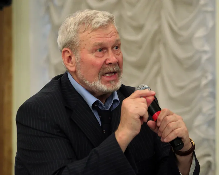 Герберт Цуккер.