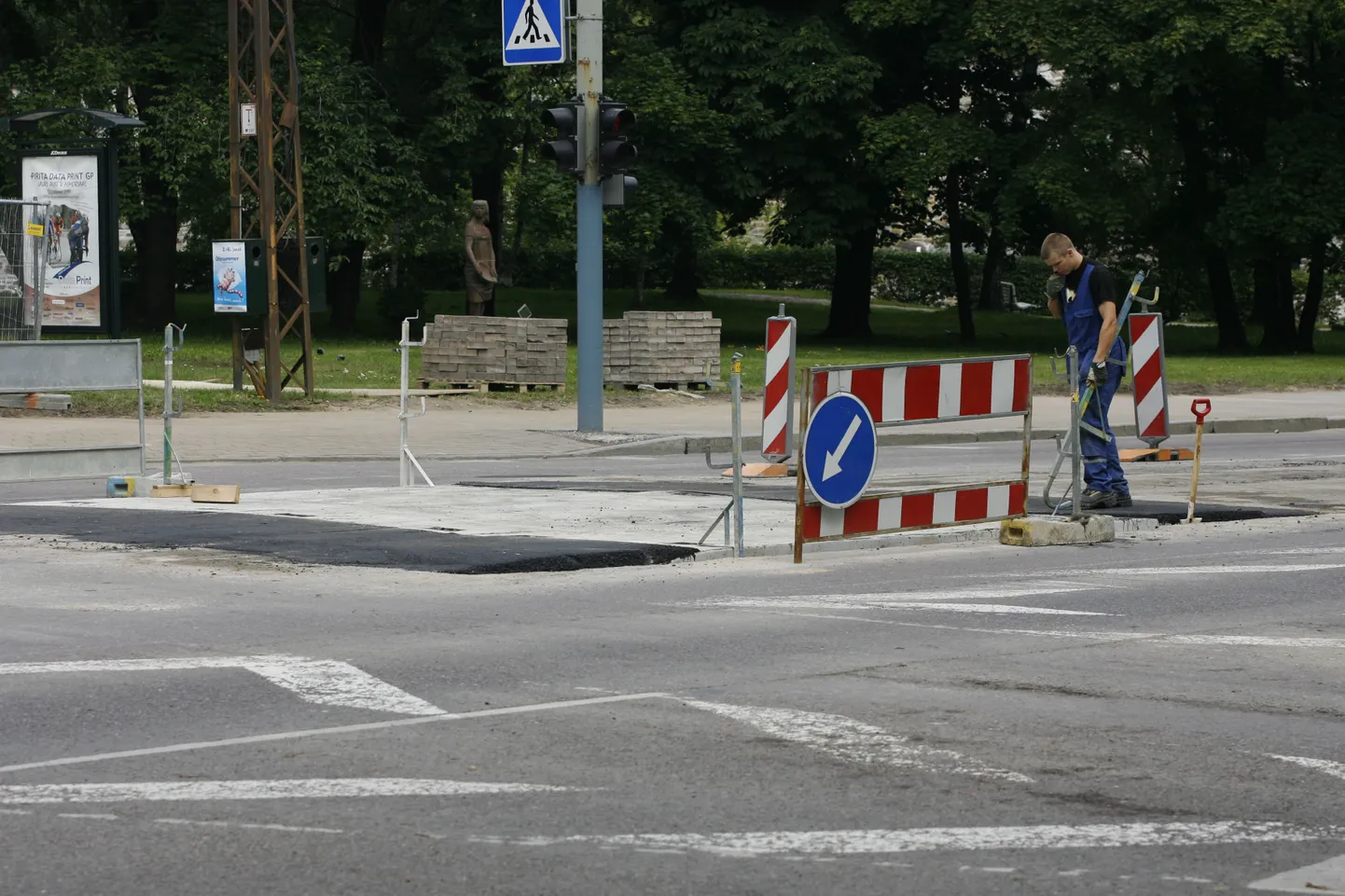 Vaidlusalune krunt Kaarli puiesteel.
