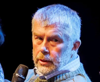 Меэлис Кийли.