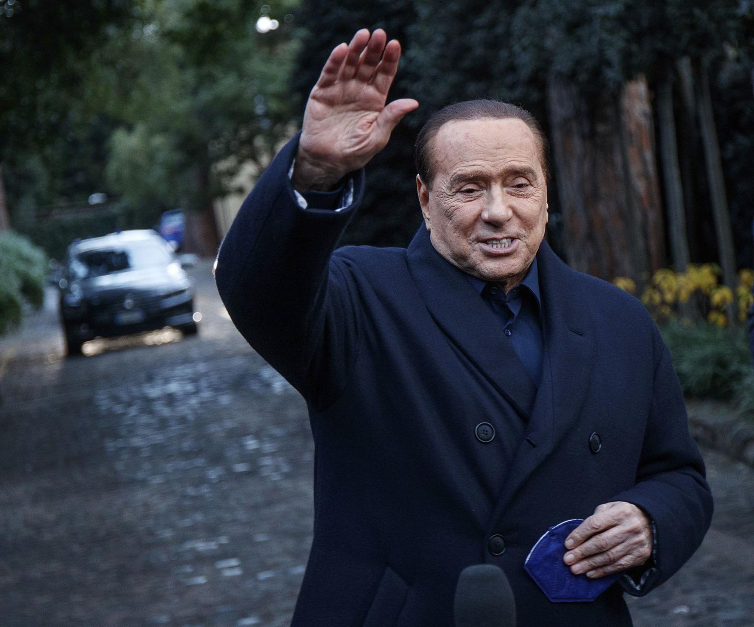 Itaalia presidendiks saada sooviv Silvio Berlusconi ütles neljapäeval pärast paremjõudude juhtidega Roomas kohtumist ajakirjanikele, et tulevikule läheb paremleer vastu üksmeelsena. 
