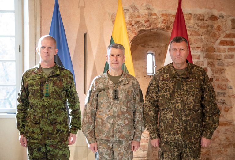 Kaitseväe juhataja kindralleitnant Martin Herem (vasakul) kohtus Leedus oma Balti kolleegidega.