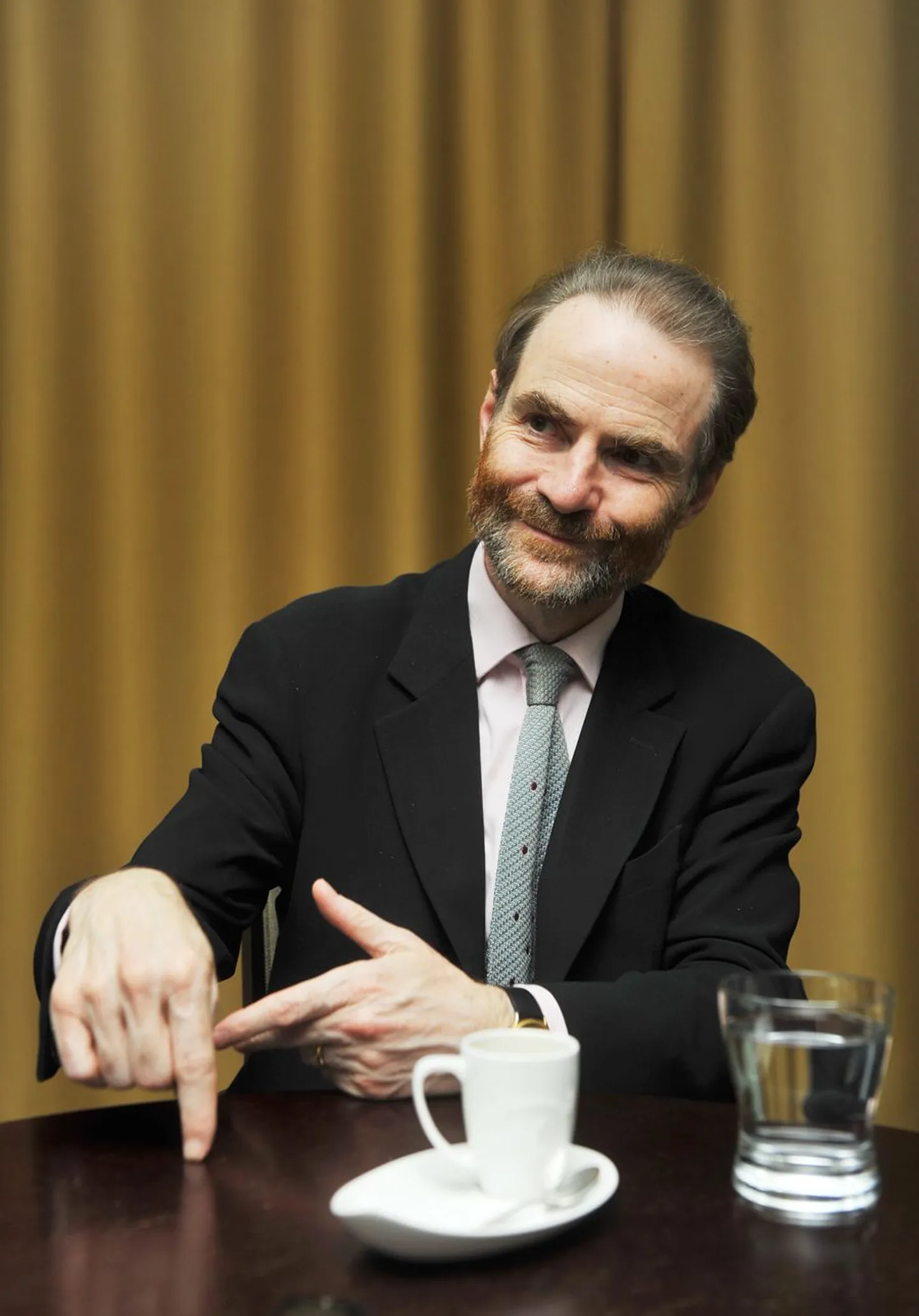 Timothy Garton Ash.