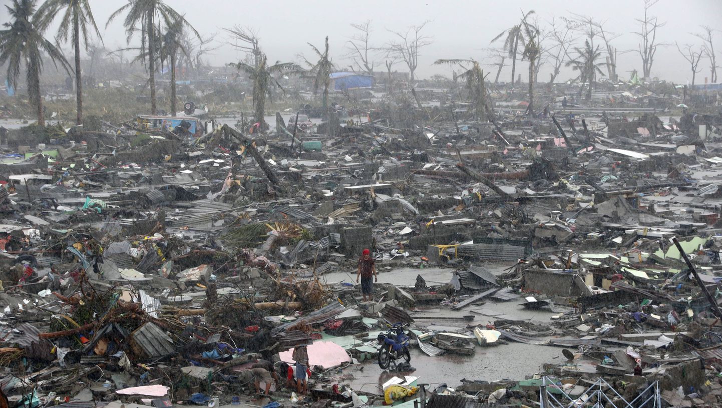 Taifuunist räsitud linn Tacloban Filipiinidel. 10 november 2013.