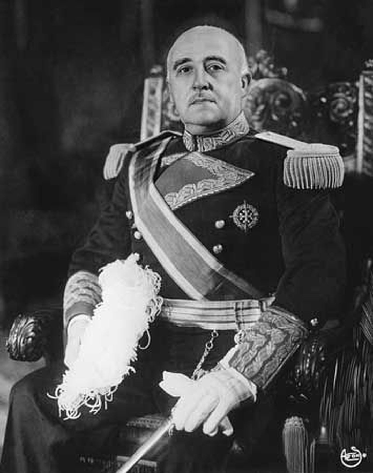 Francisco Franco Bahamonde.