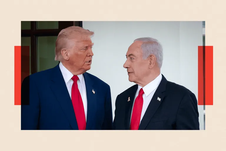 В начале прошлой недели Трамп призвал Израиль прекратить угрожать Ирану военным вмешательством.
