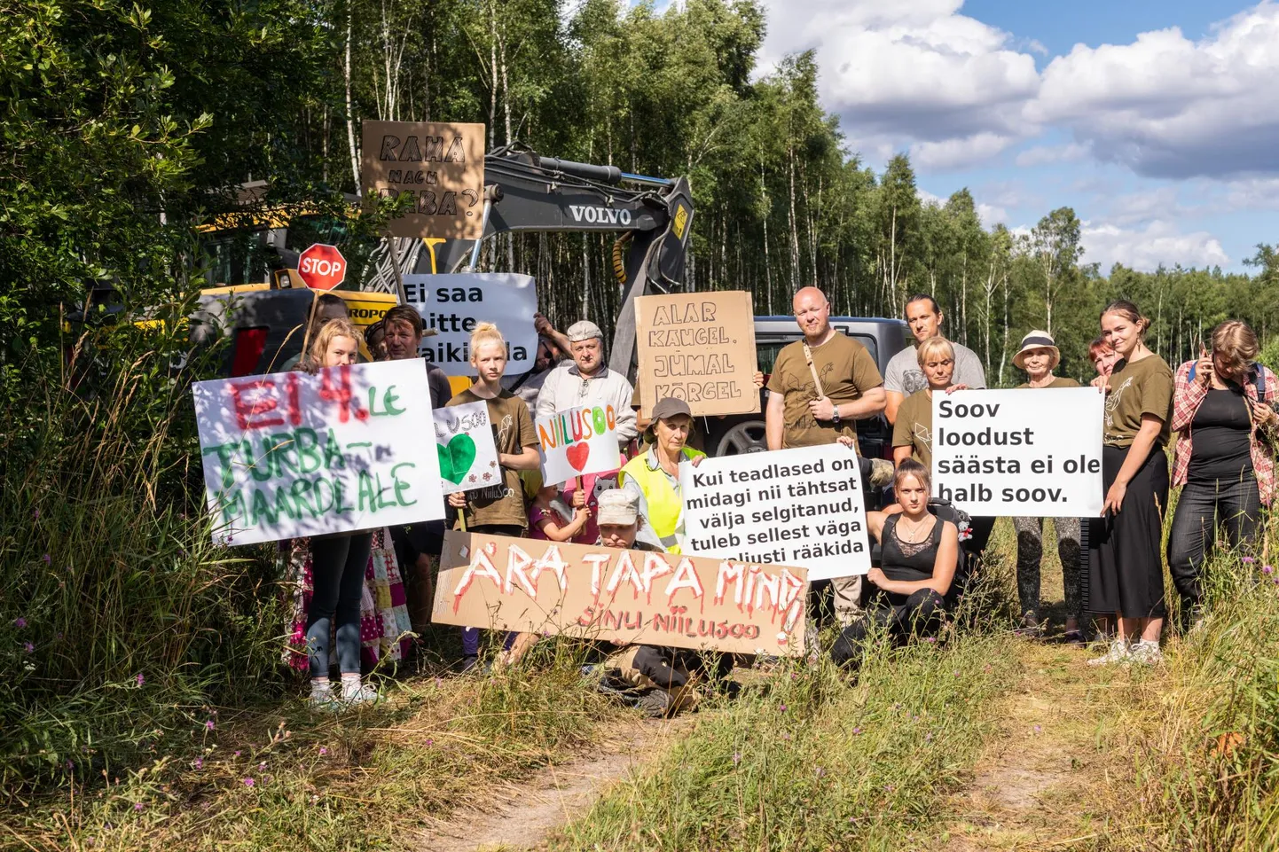 Kohalikud ja mittetulundusühing Niilusoo on kaevandustööde laienemise vastu võidelnud juba neli aastat.