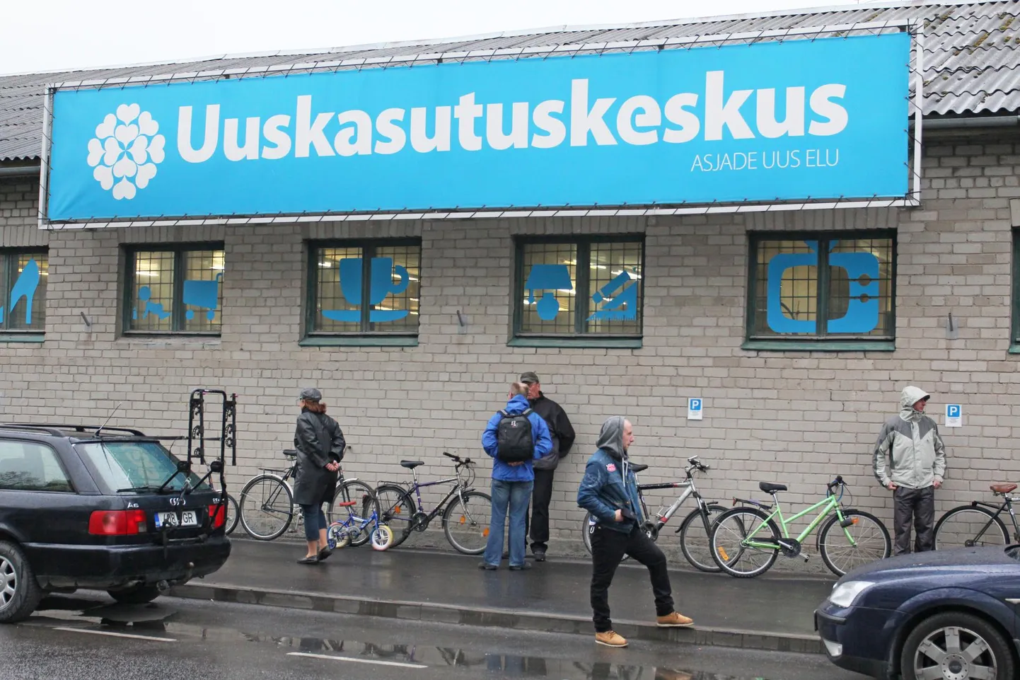 Pakiautomaadiga saadetud kraam jõuab kogu Eesti kauplustesse.