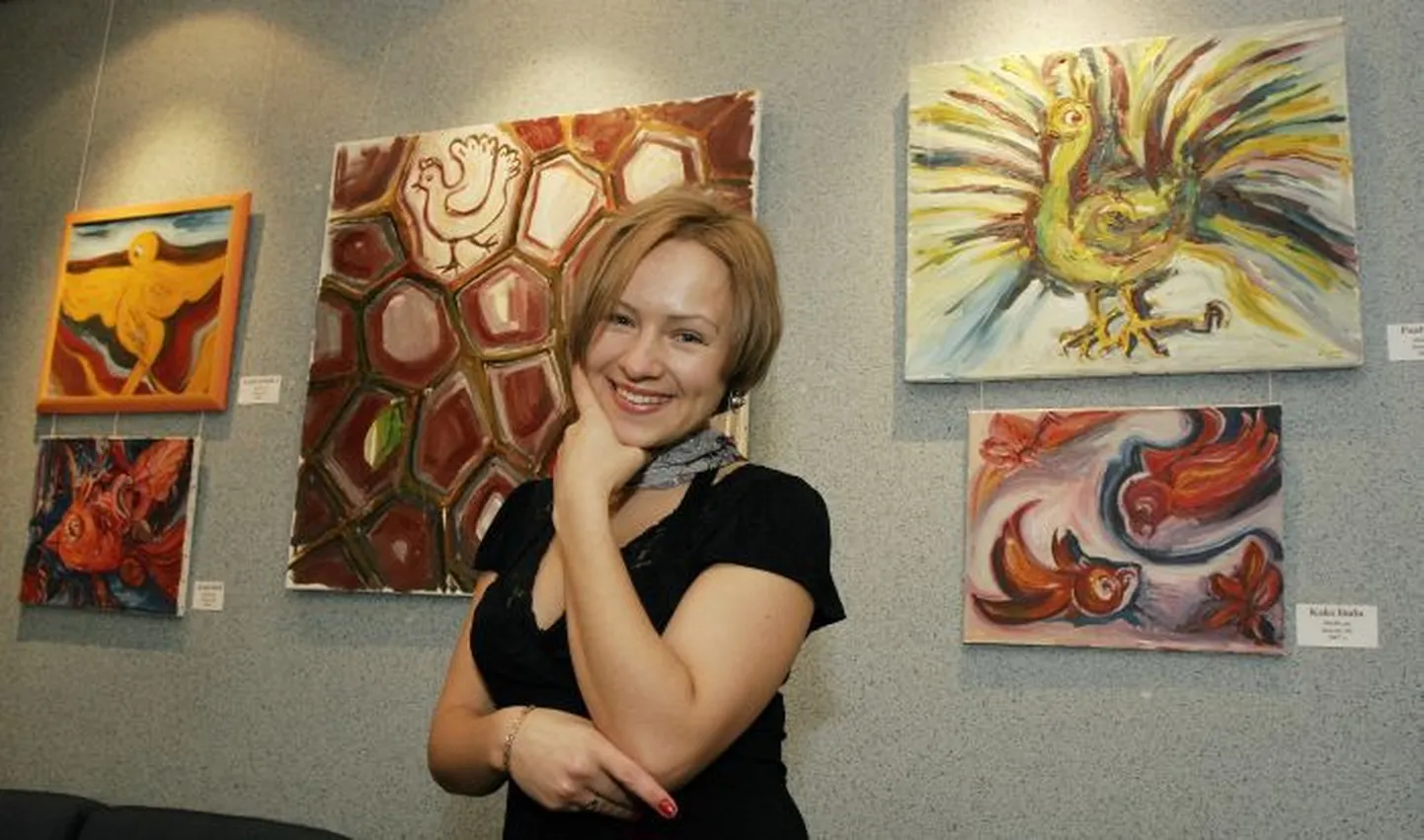 Liza Sivas on pannud oma maalinäituse pealkirjaks «Vabalend».