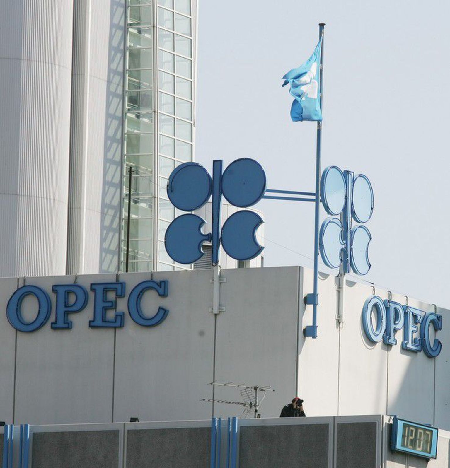 OPECi peakorter Viinis.