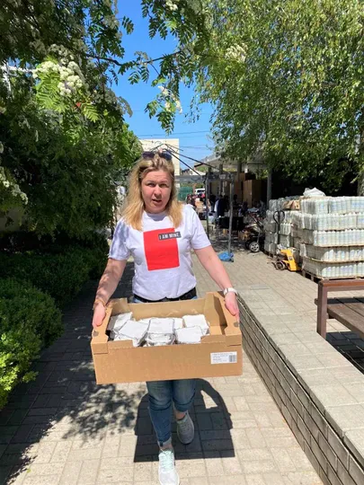Inna Šulženko toidukastiga.​