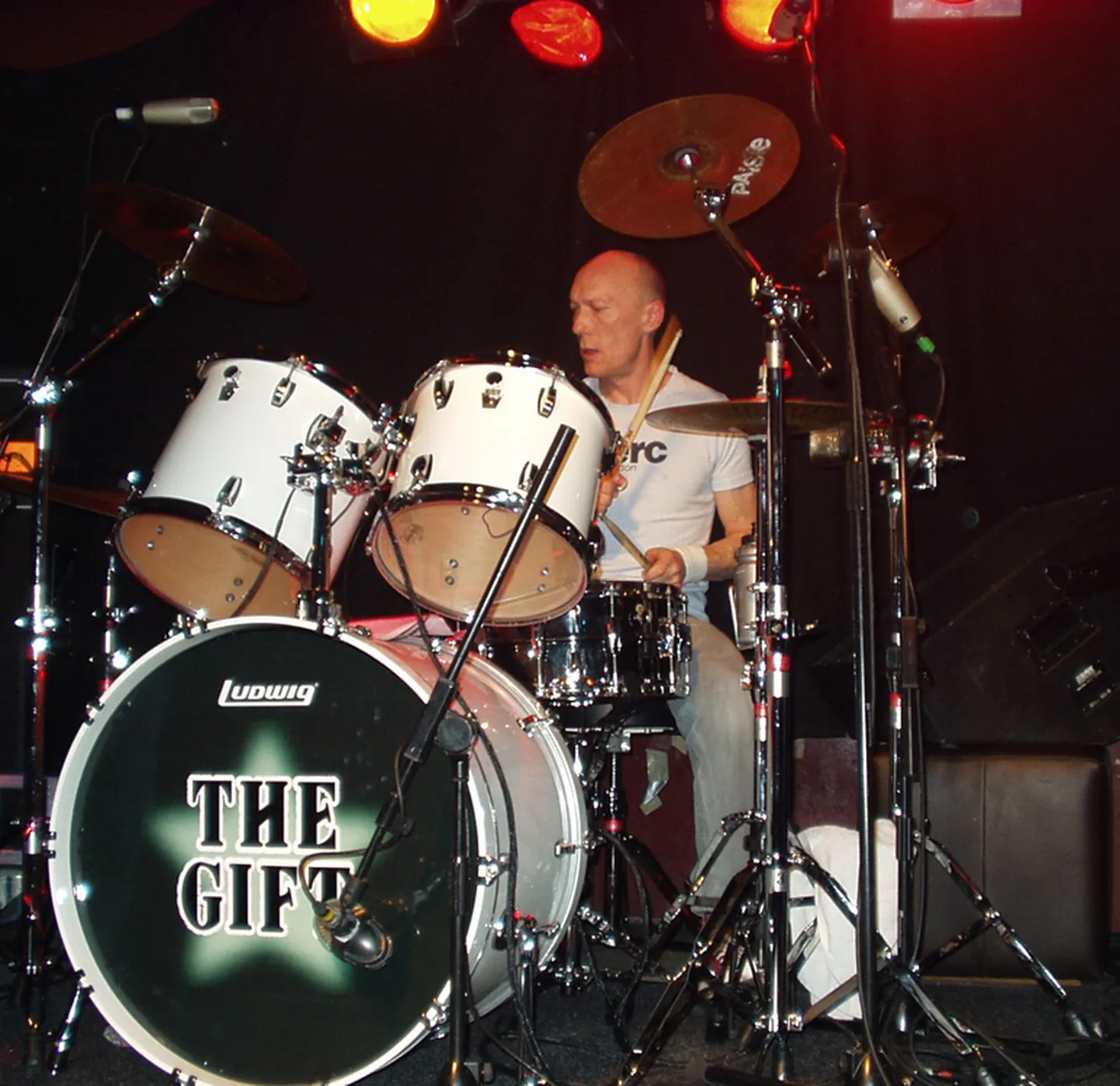 69-aastaselt suri Rick Buckler, menuka rokkansambli The Jam trummar.