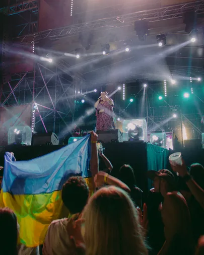Выступление Alyona Alyona на Baldones Waterfest