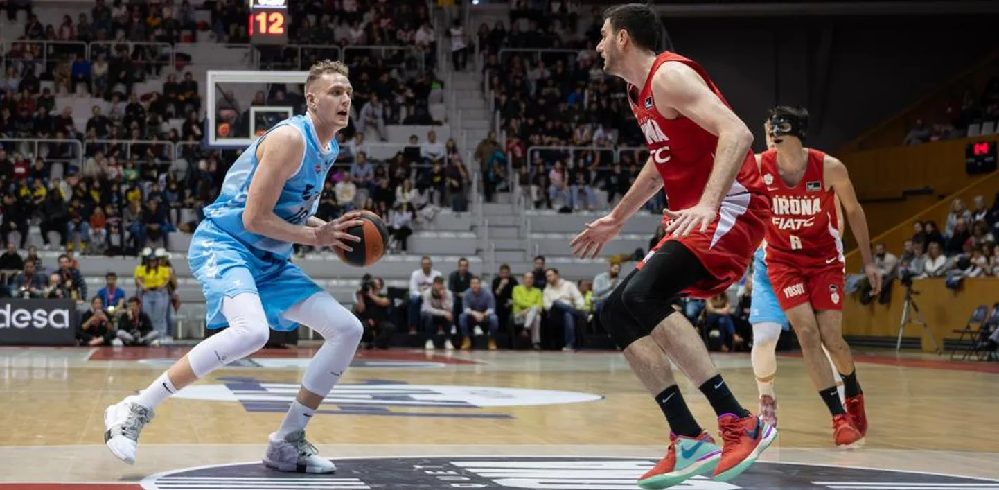 Latvijas basketbolists Anžejs Pasečņiks