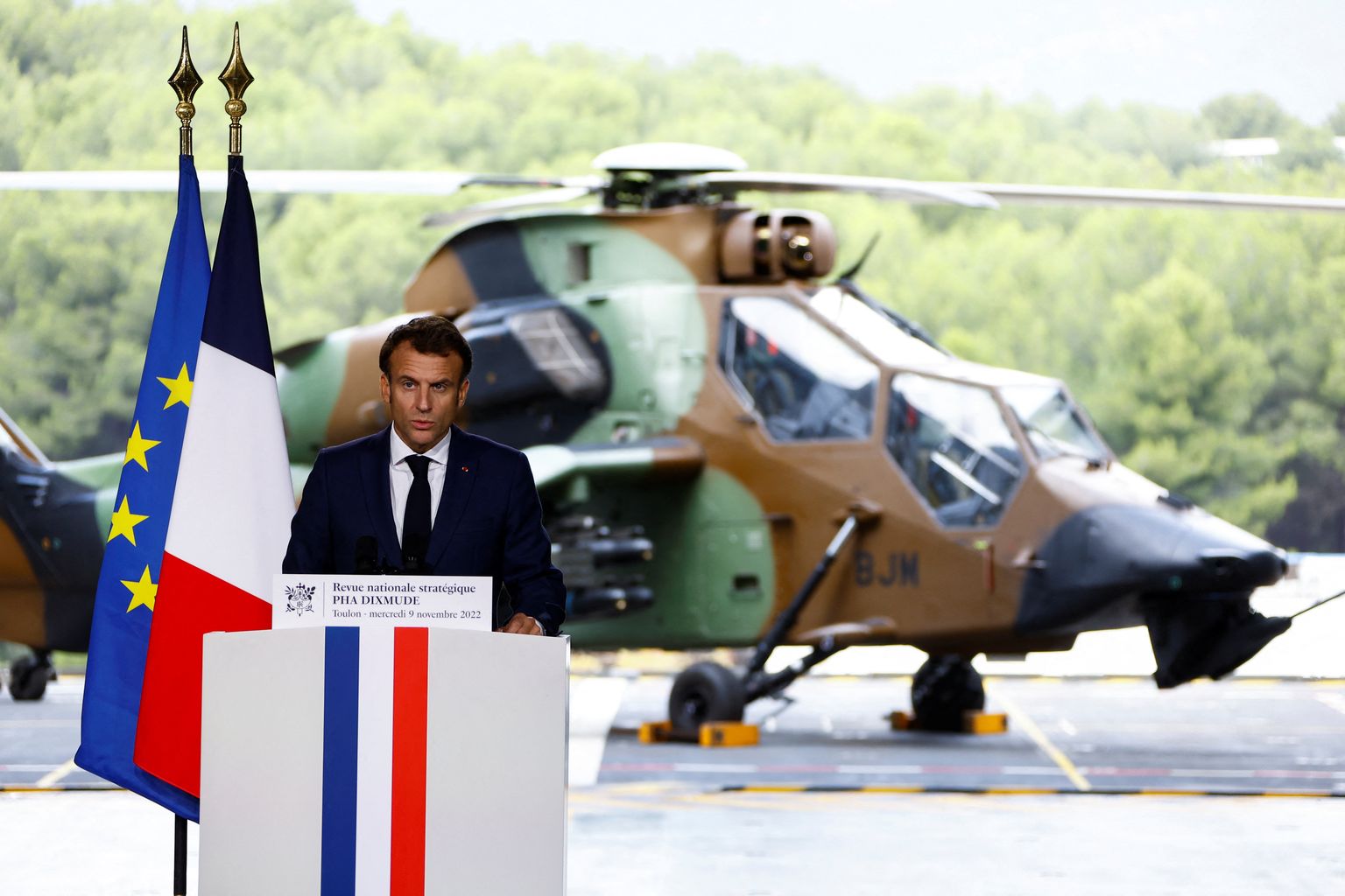 Prantsuse president Emmanuel Macron peab kaitsetemaatilise kõne Toulonis 9. november 2022.