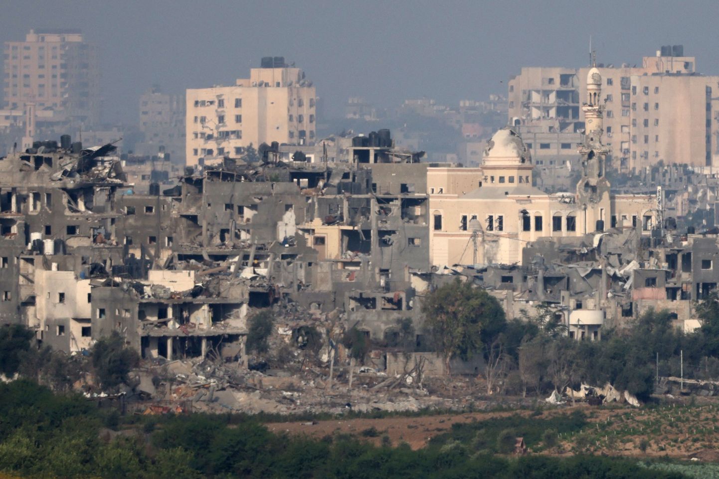Vaade Iisraelis asuvast Sderoti linnast Gaza sektorile.