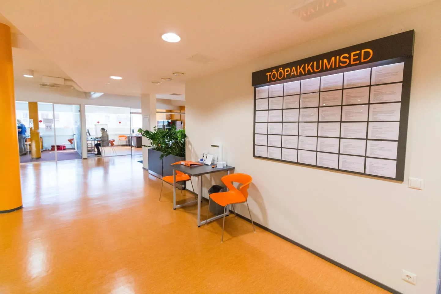 Töötukassa Pärnumaa osakond.