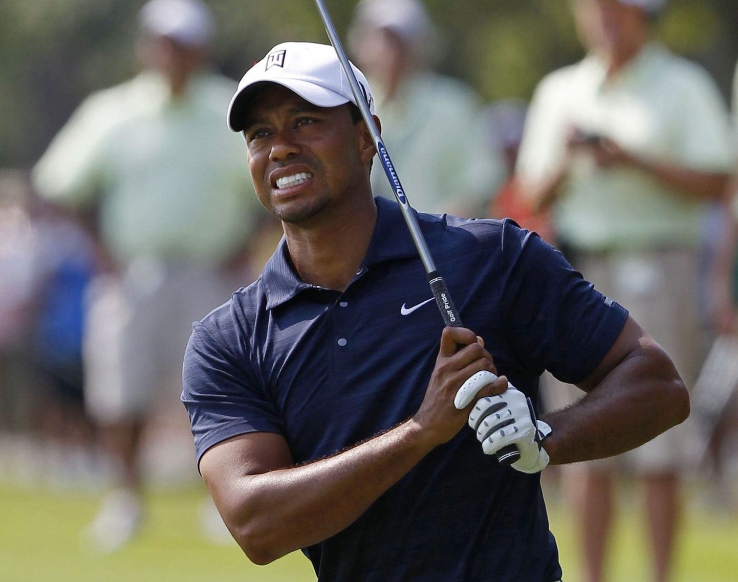 Sportlastest maailma kalleim kaubamärk Tiger Woods kannib maailma kalleimat kaubamärgi Nike tooteid