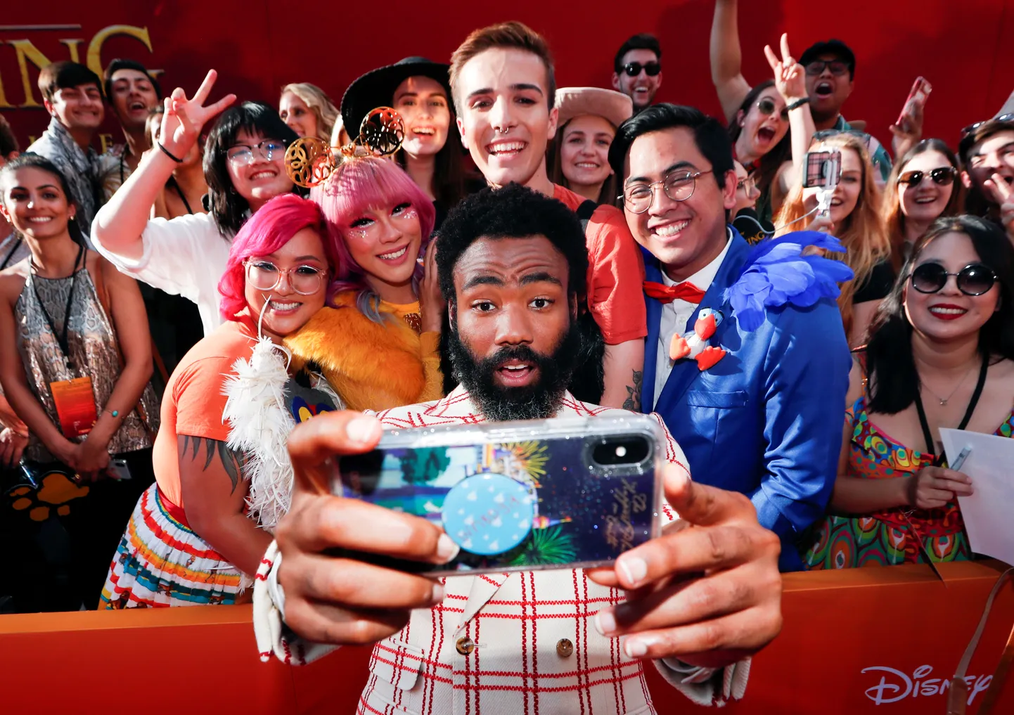 Simba ehk Donald Glover «Lõvikuninga» esilinastusel