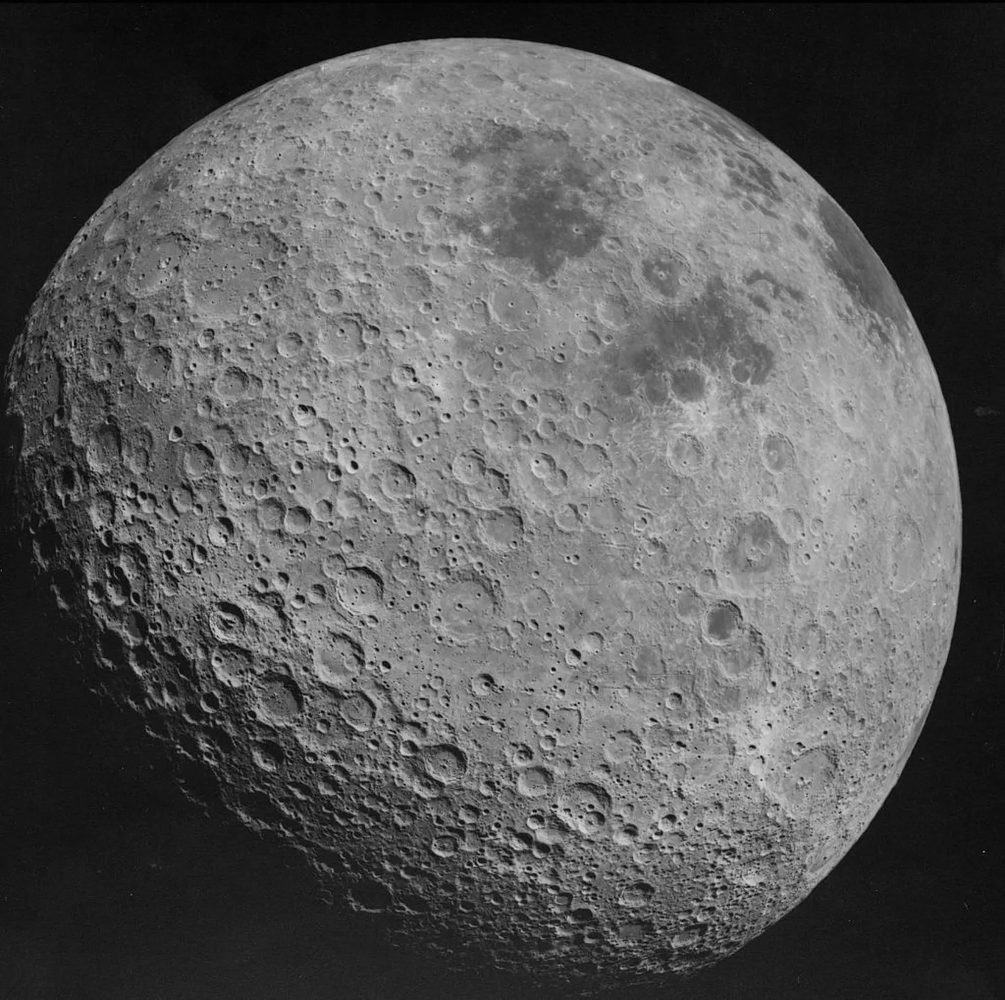 Apollo 16 missiooni käigus tehtud foto Kuu tagaküljest 1972. aastal.