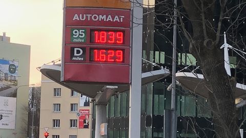 Toornafta hinnaralli jätkub, kriis Lähis-Idas läheb ka Eesti tarbijatele kalliks maksma