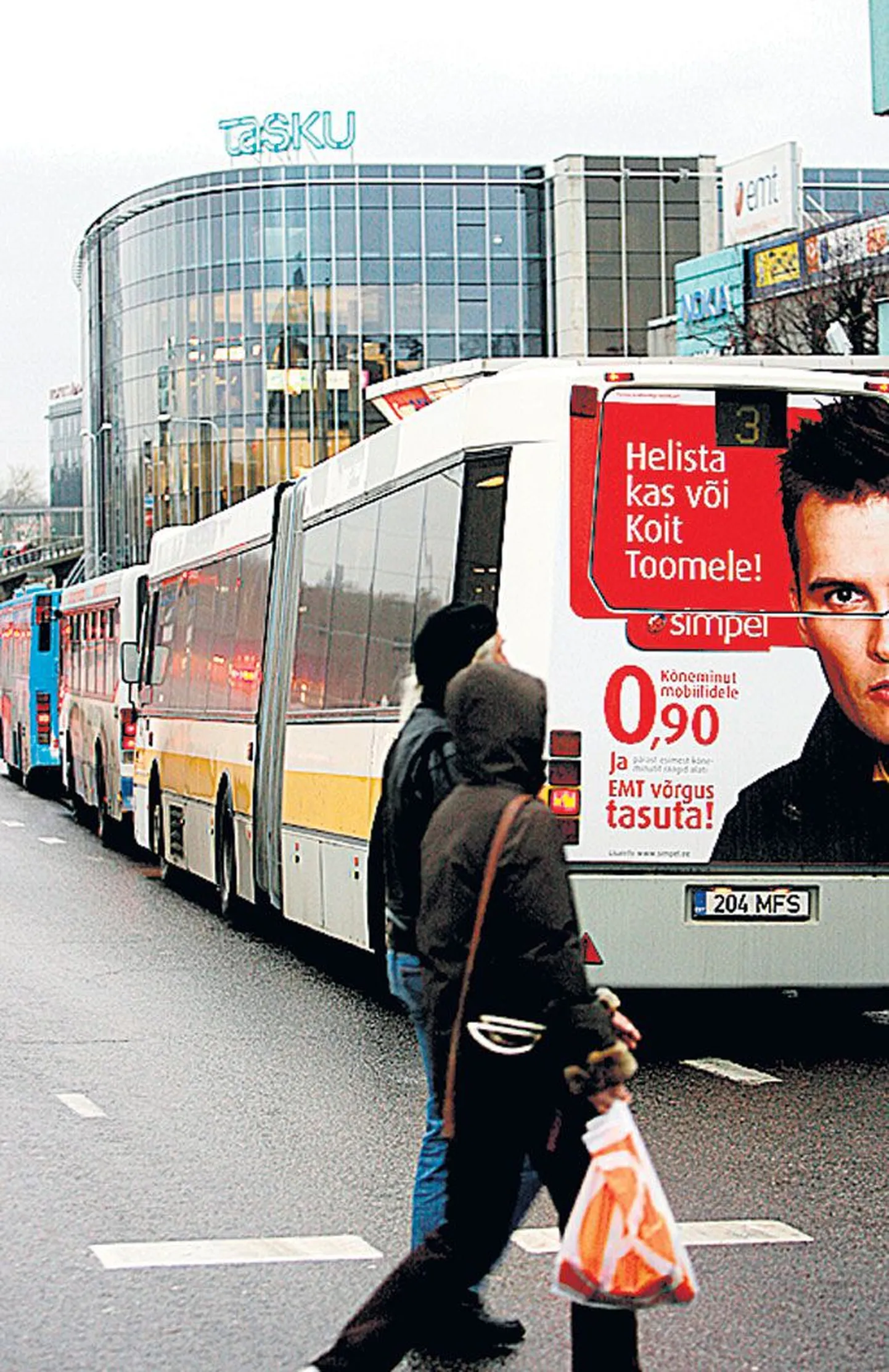 Vähemasti ühistranspordi koha pealt oleks uus võimukooslus IRL + 
sotsid igati tervi­tatav.