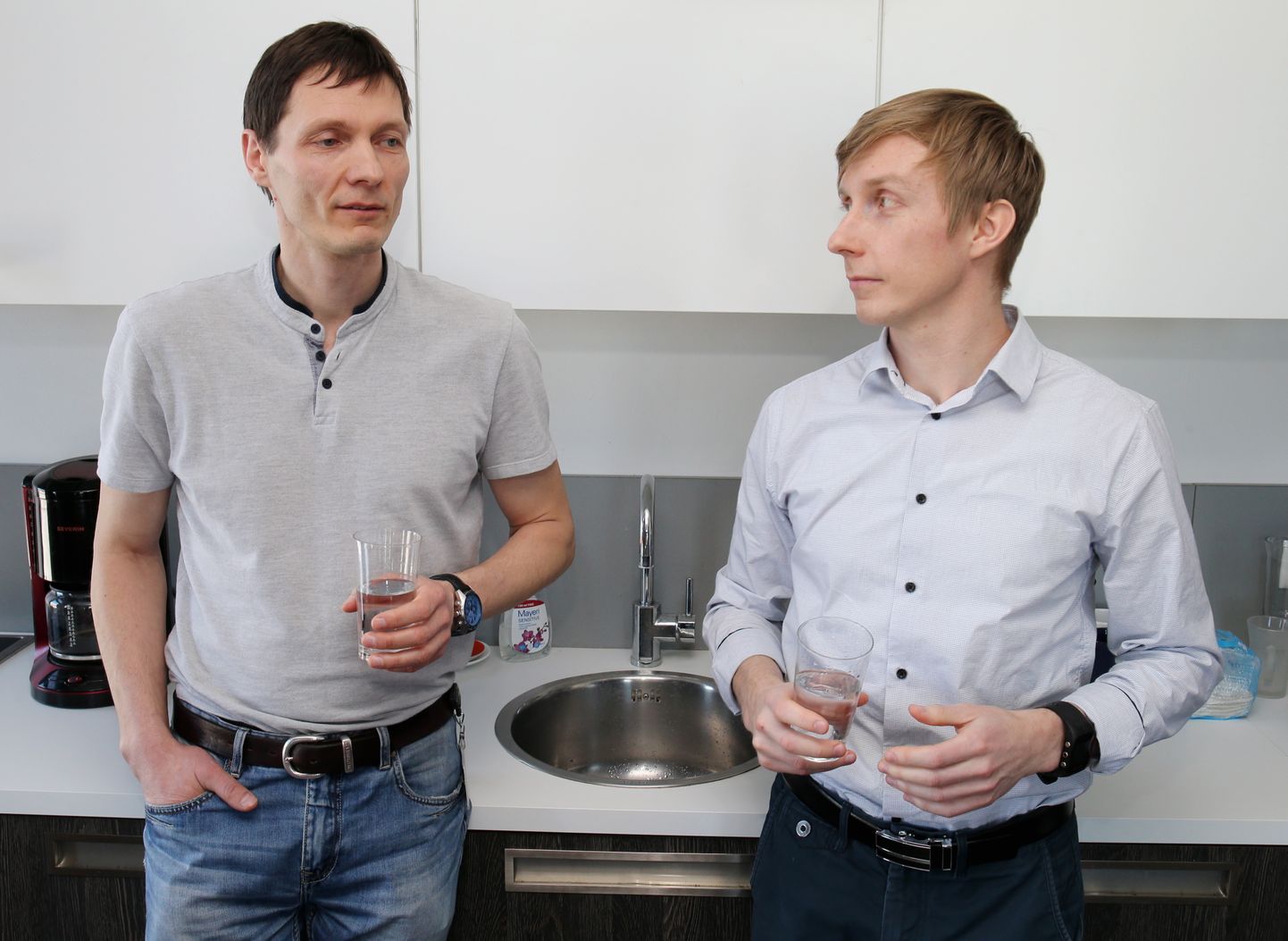 TÜ keskonnatehnoloogid Madis Kiisk(vasakul) ja Taavi Vaasma.