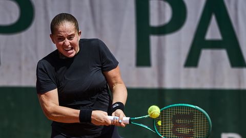 Ostapenko karstos laikapstākļos pārvar 