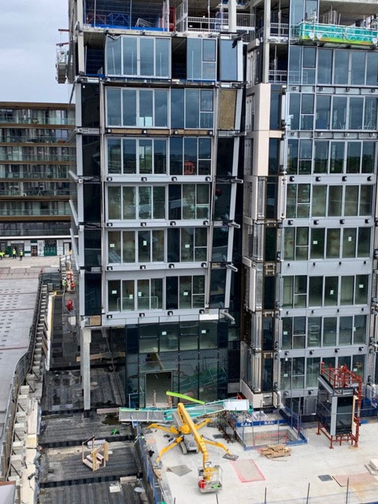 Londonis toimus ehitusplatvormi õnnetus, milles sai vigastada kaks ehitustöölist