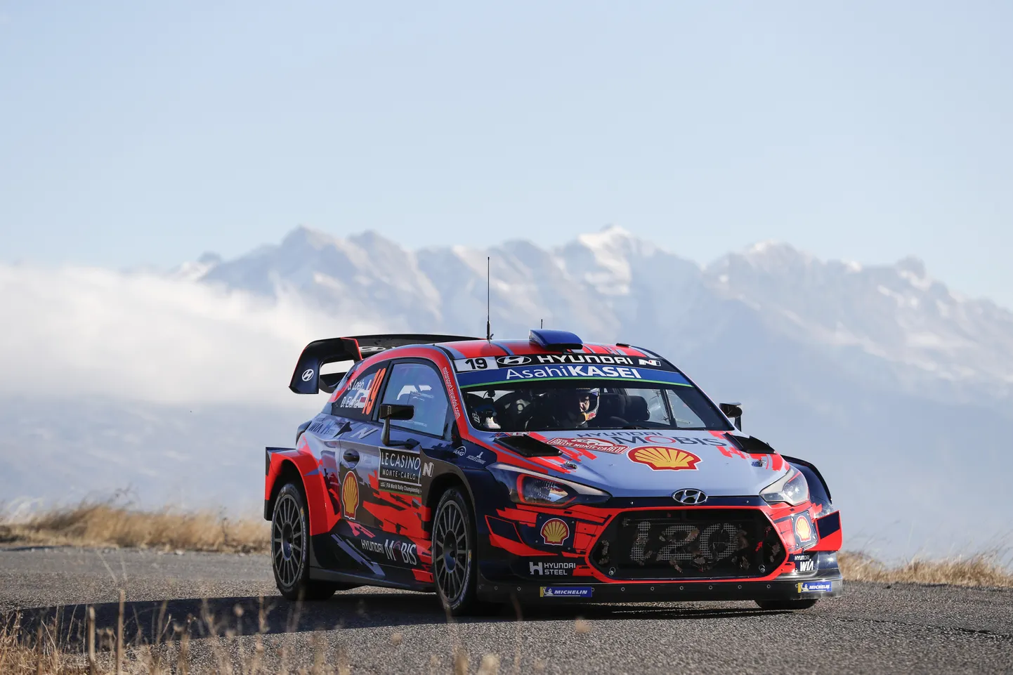 Sebastien Loeb eelmisel aastal Monte Carlo rallil. Sel aastal sõidab ka Ott Tänak Hyundai värvides.