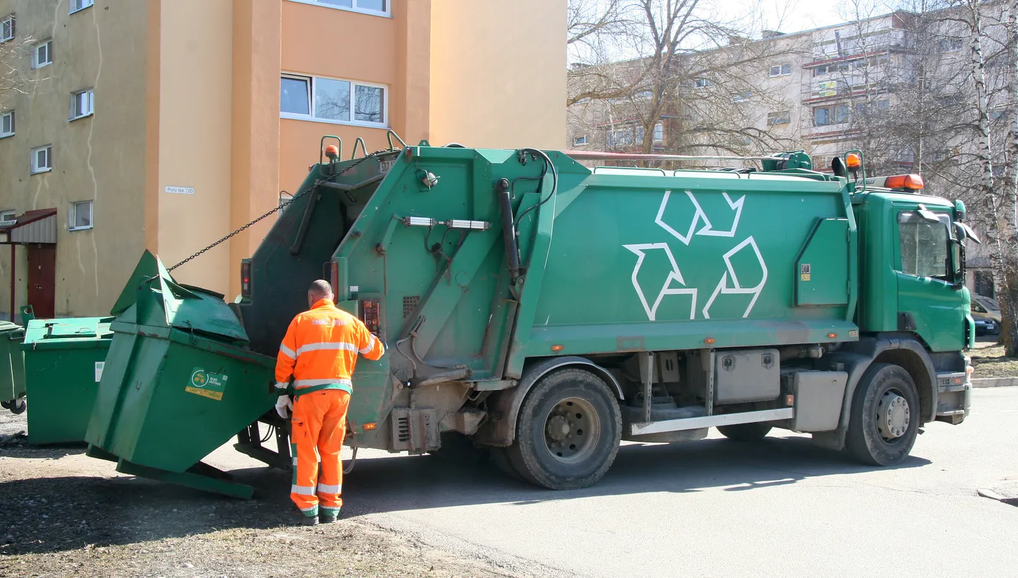 Kõvasti kallimaks muutunud kütus sunnib ka prügivedajaid kõrgemat hinda taotlema.