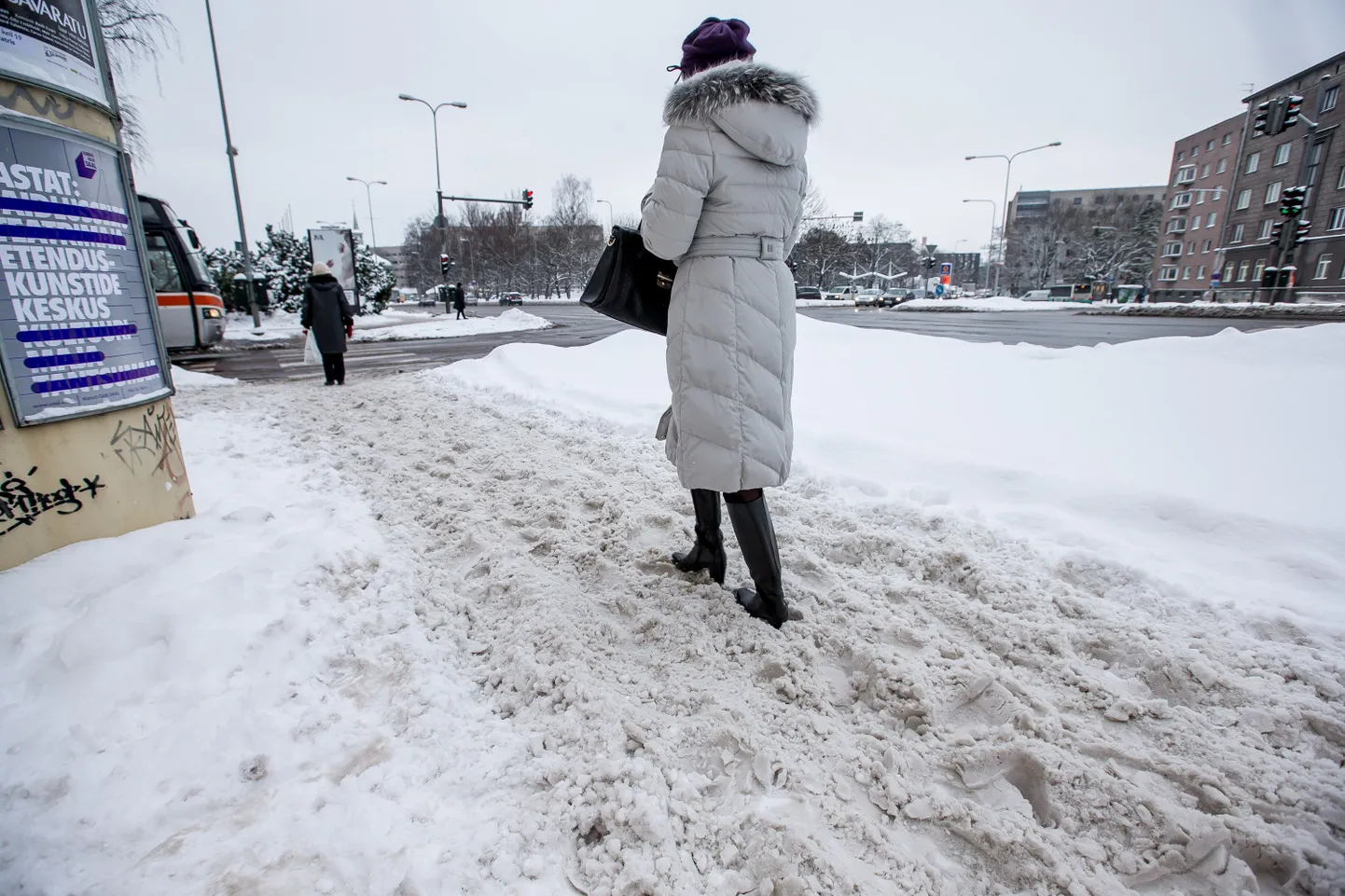 Soolatud teed jätavad kingadele tihti soolarandid.