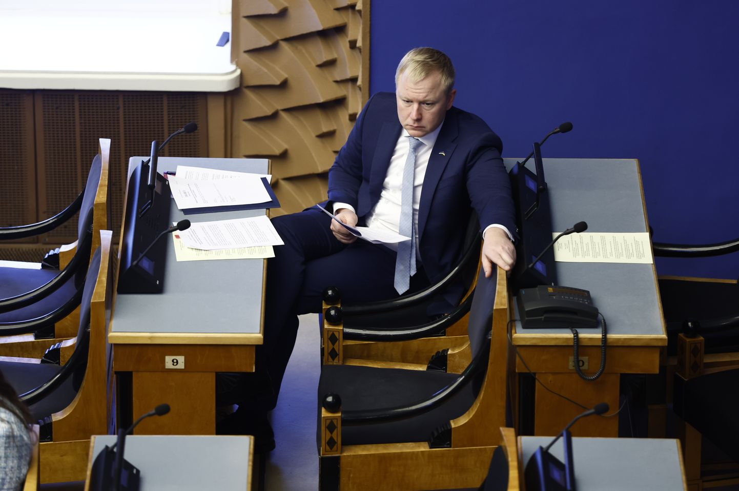 Riigikogu passed the 2024 State Budget Act, which had been tied to a confidence vote in the government. Minister of Finance Mart Võrklaev.