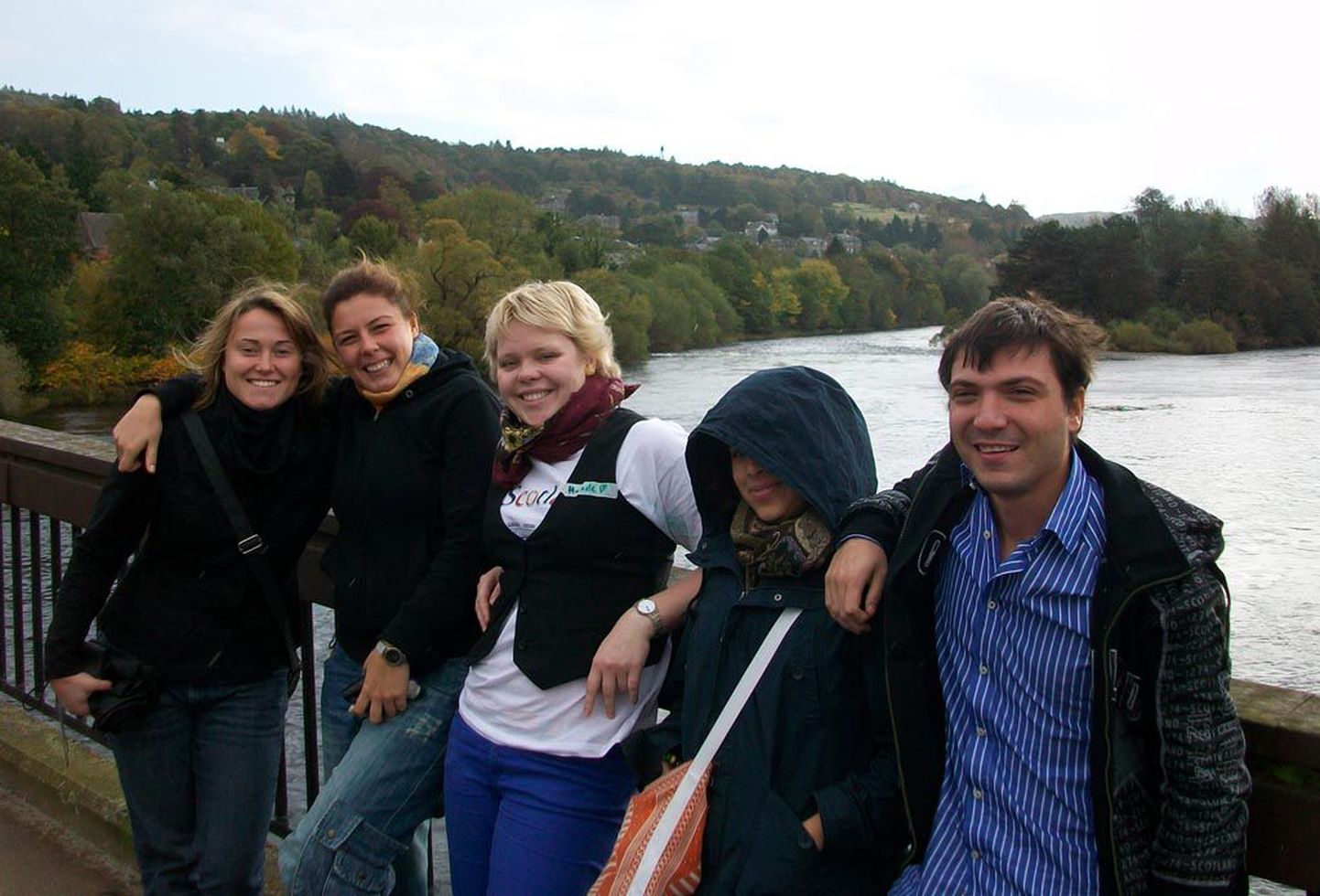 Hannele (keskel) on Šotimaal elades leidnud palju eri rahvusest sõpru.