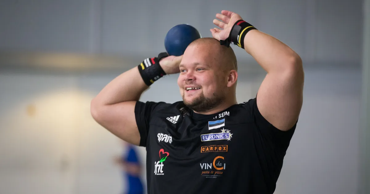 ARMSAD KLÕPSUD Esimest last ootavad Mart Seim ja Signe Paju lõid ...