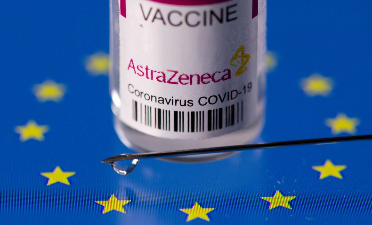 AstraZeneca Covid-19 vaktsiini viaal.