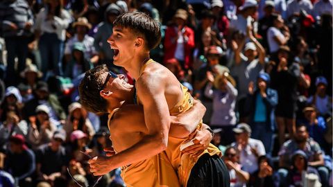 Latvijska odbojkarja Auziņš in Fokerots osvojila naslov svetovnih prvakov U-21